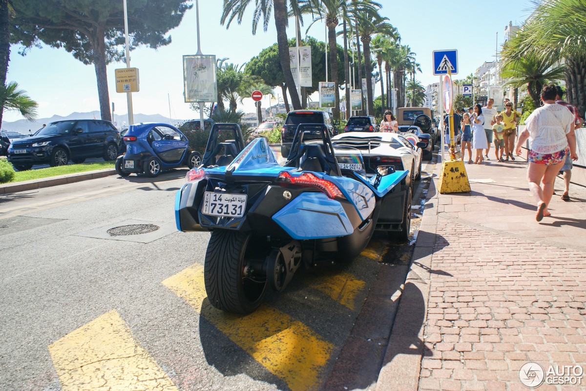 Sieu xe 3 banh Polaris Slingshot 